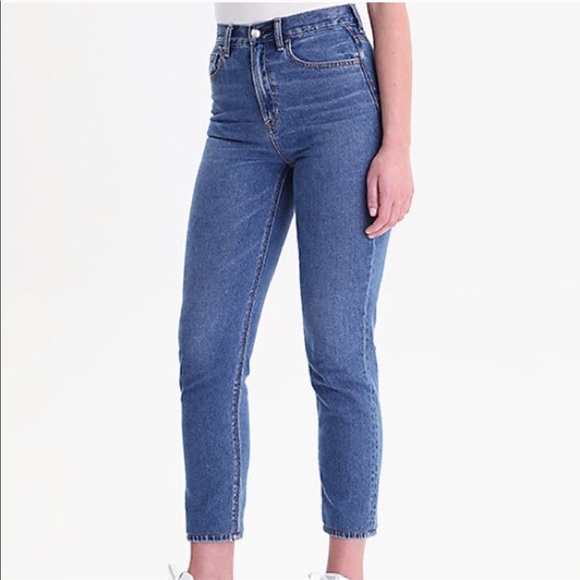 aeo mom jeans